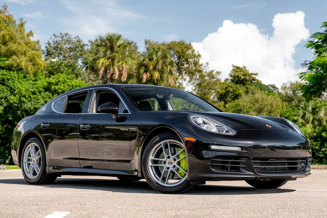 2014 Porsche 970 Panamera S - Image 4 of 31