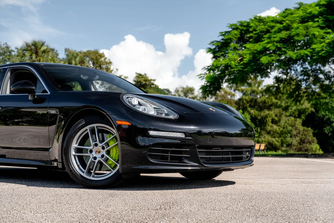 2014 Porsche 970 Panamera S - Image 12 of 31