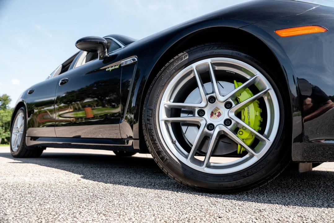 2014 Porsche 970 Panamera S - Image 29 of 31