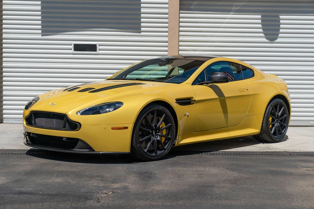 2015 Aston Martin V12 Vantage (2010-2018) - Image 2 of 31