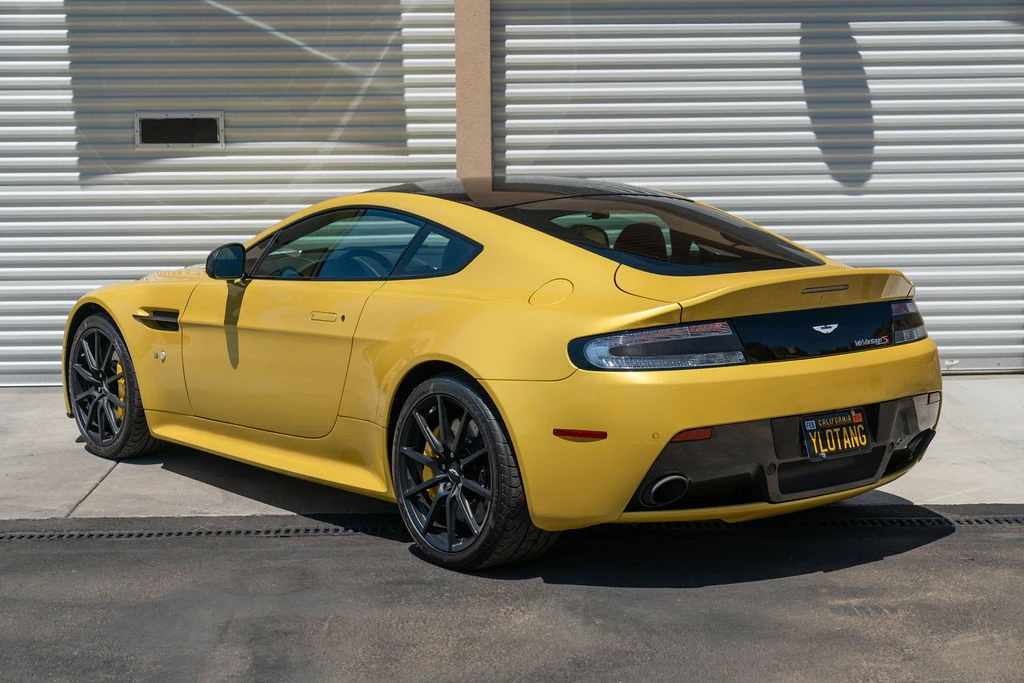 2015 Aston Martin V12 Vantage (2010-2018) - Image 9 of 31