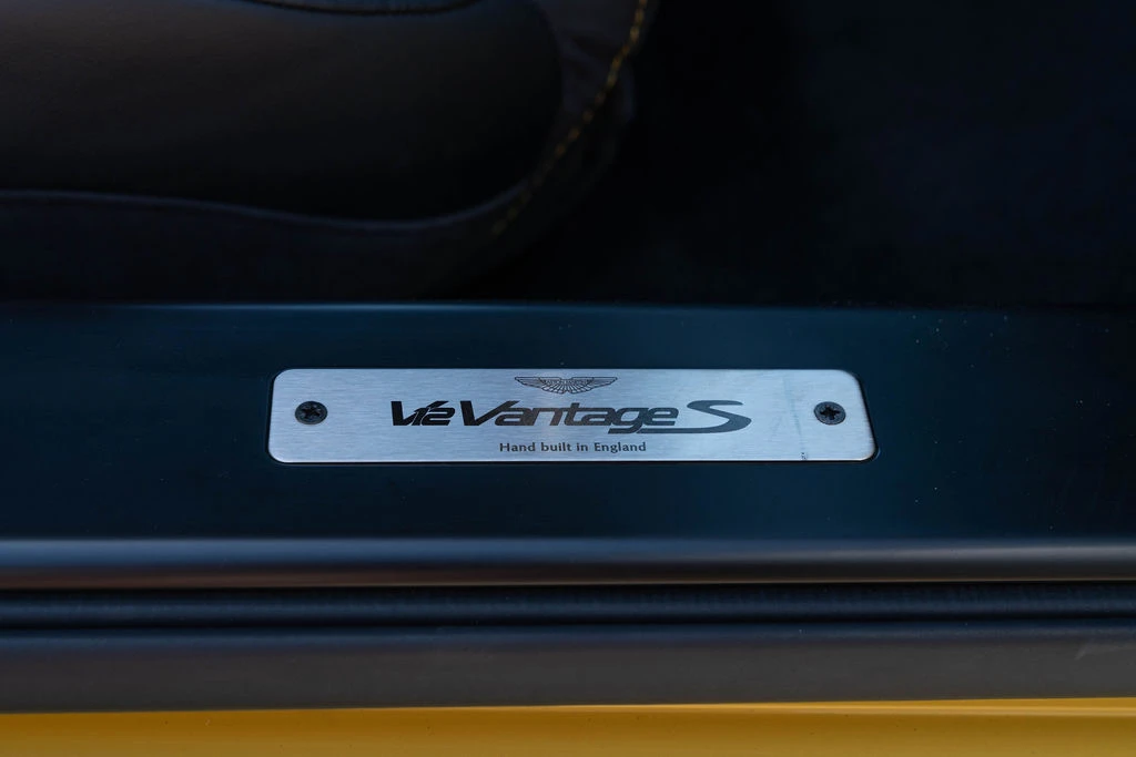 2015 Aston Martin V12 Vantage (2010-2018) - Image 21 of 31
