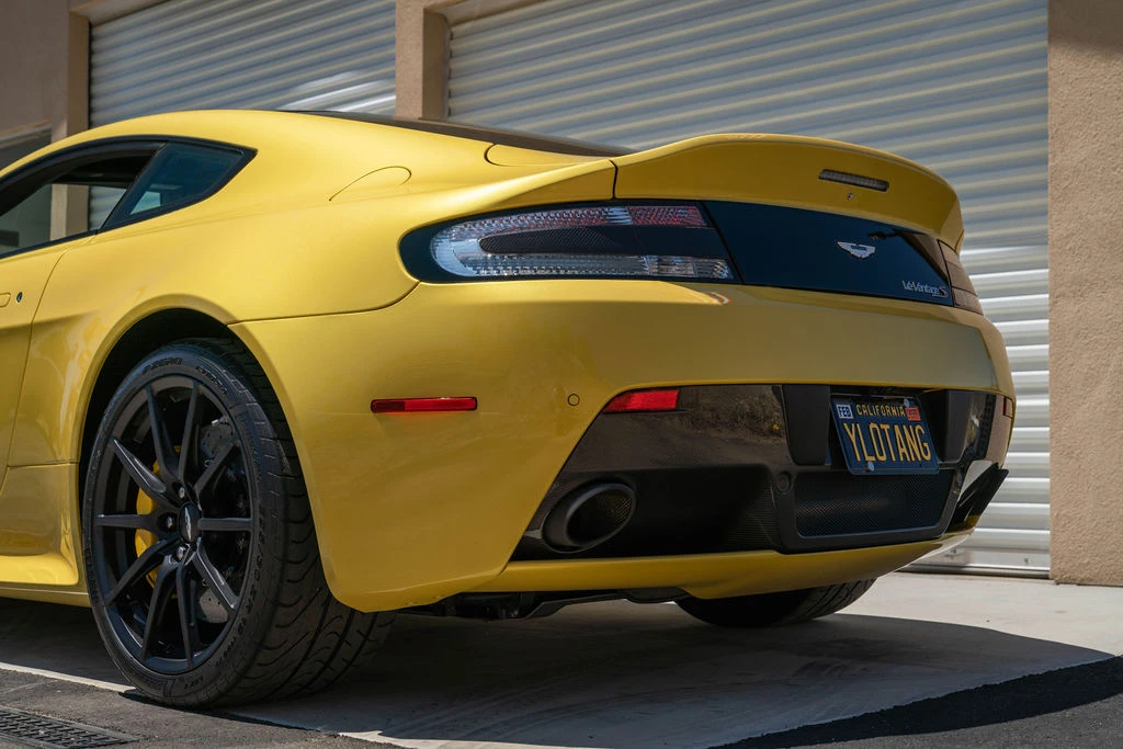 2015 Aston Martin V12 Vantage (2010-2018) - Image 12 of 31