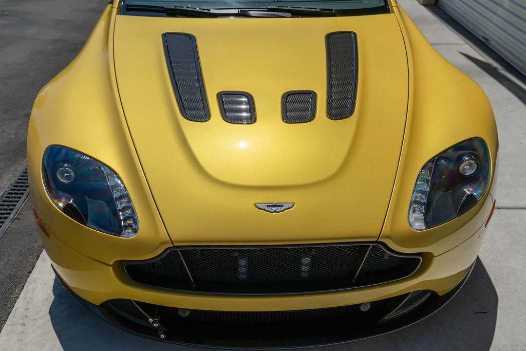 2015 Aston Martin V12 Vantage (2010-2018) - Image 10 of 31