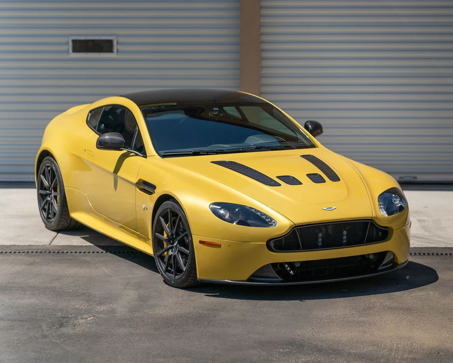 2015 Aston Martin V12 Vantage (2010-2018) - Image 3 of 31