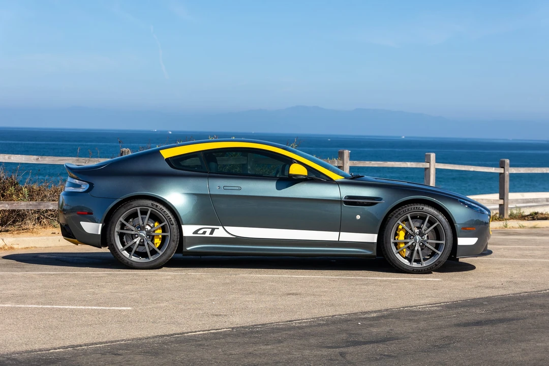2015 Aston Martin V8 Vantage (2006-2017) - Image 12 of 31