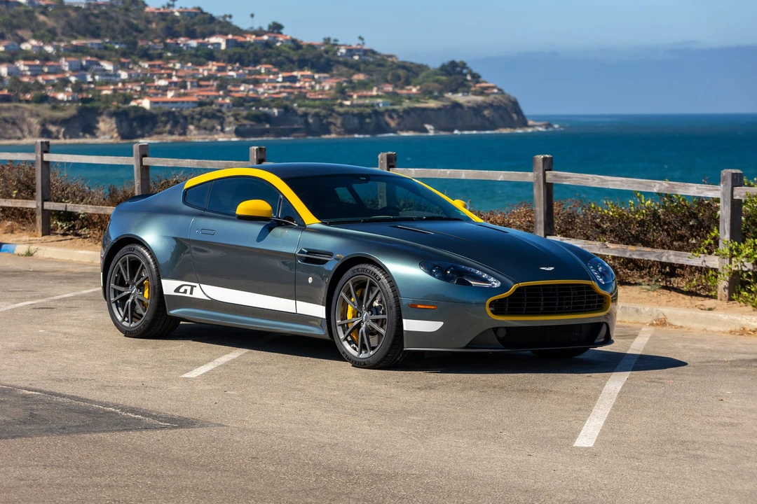 2015 Aston Martin V8 Vantage (2006-2017) - Image 13 of 31