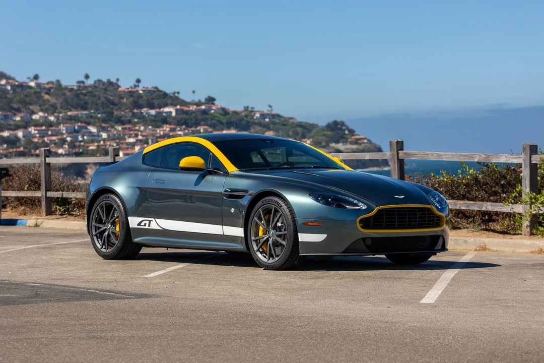 2015 Aston Martin V8 Vantage (2006-2017) - Image 14 of 31