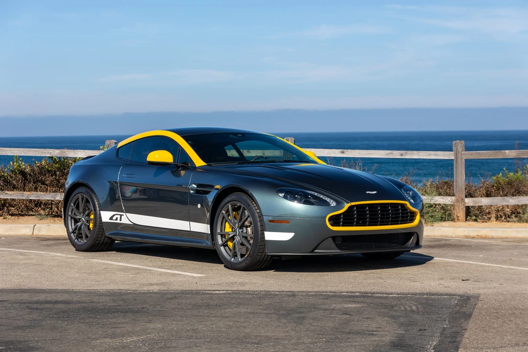 2015 Aston Martin V8 Vantage (2006-2017) - Image 15 of 31