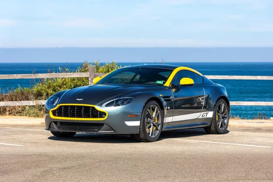 2015 Aston Martin V8 Vantage GT Coupe