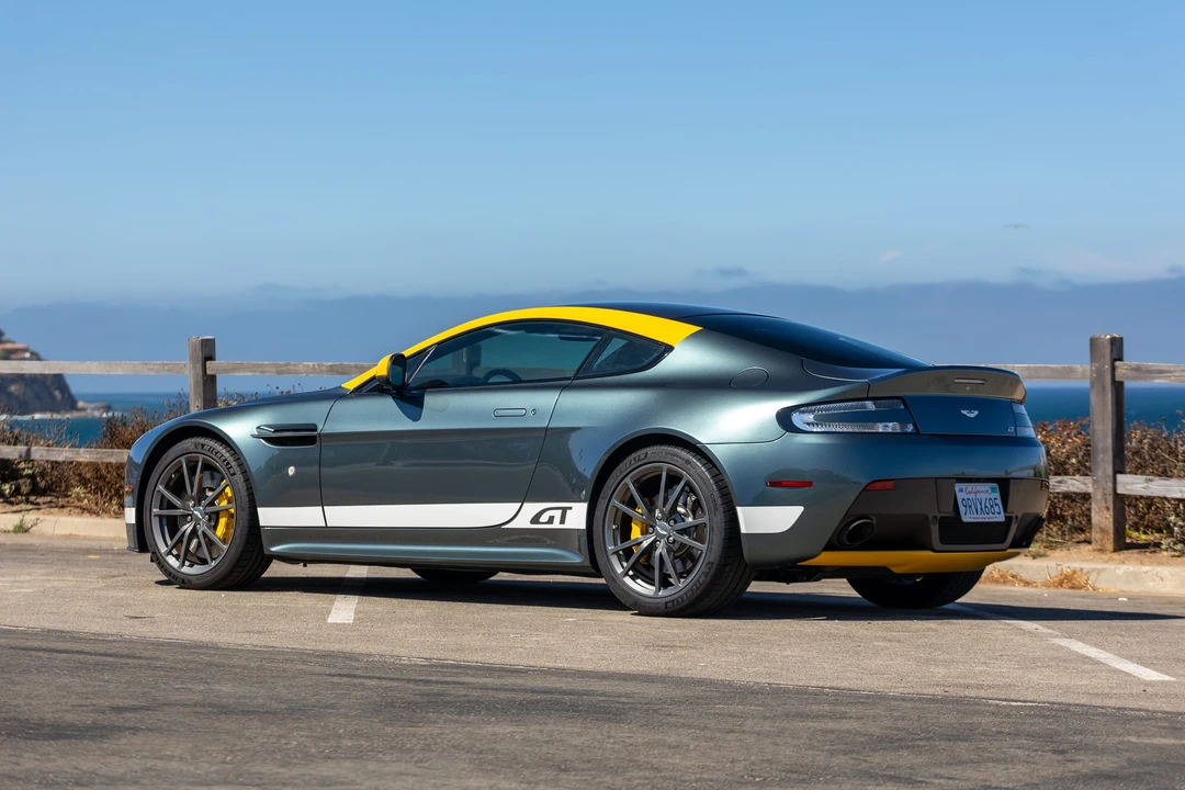 2015 Aston Martin V8 Vantage (2006-2017) - Image 6 of 31