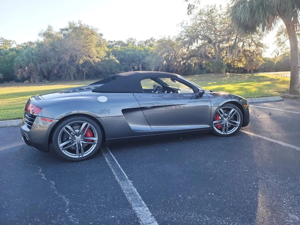 2015 Audi 42 R8 - Image 17 of 31