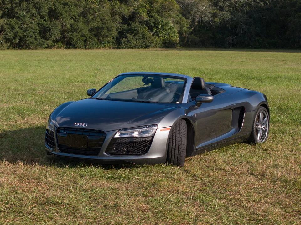 2015 Audi 42 R8 - Image 3 of 31