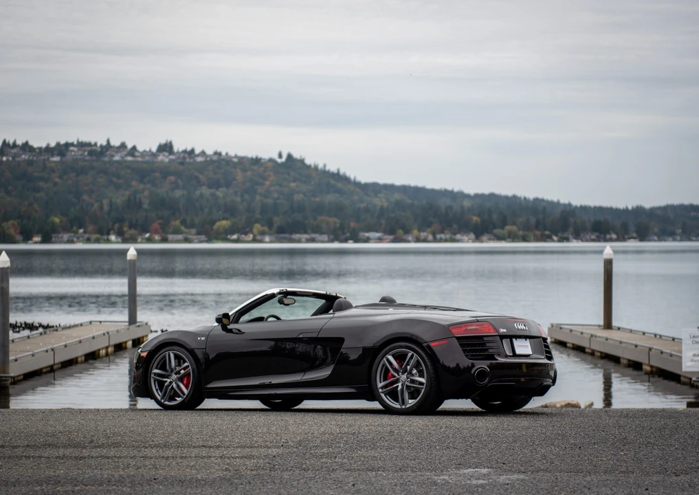 2015 Audi 42 R8 - Image 11 of 31