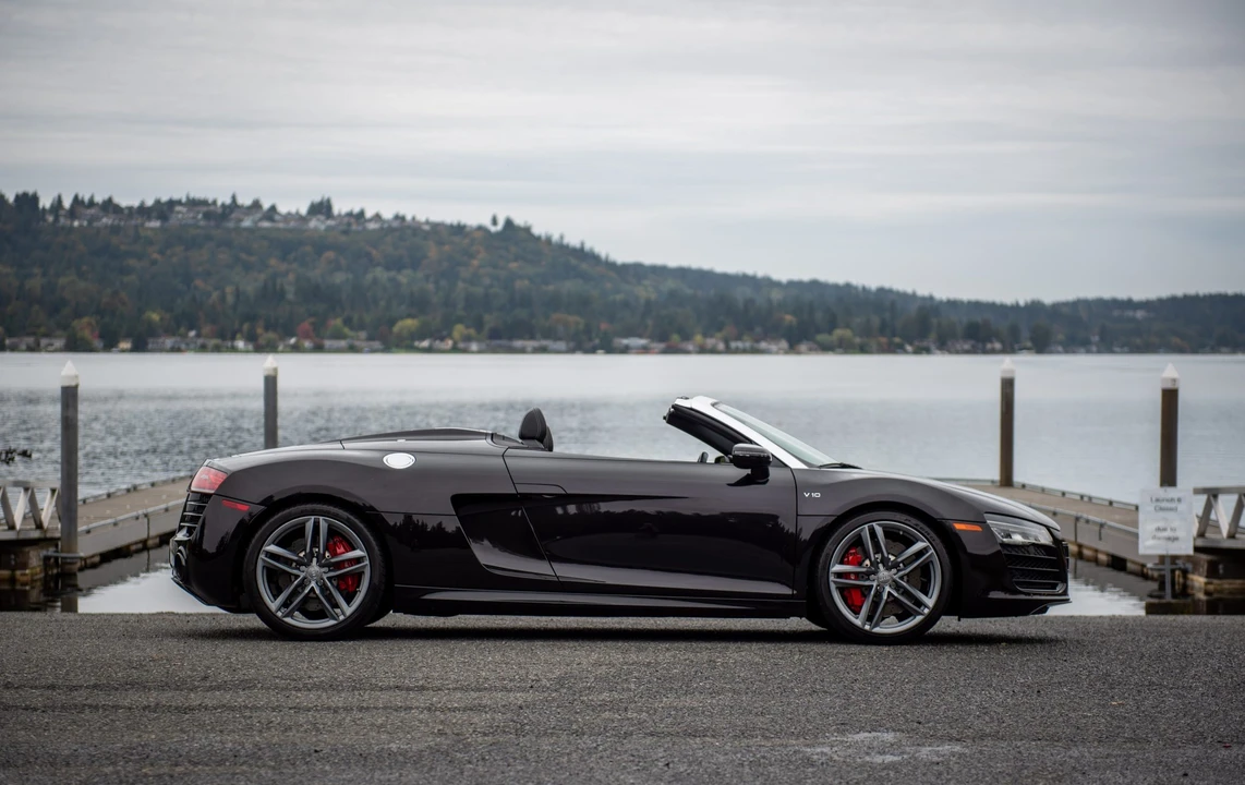 2015 Audi 42 R8 - Image 6 of 31