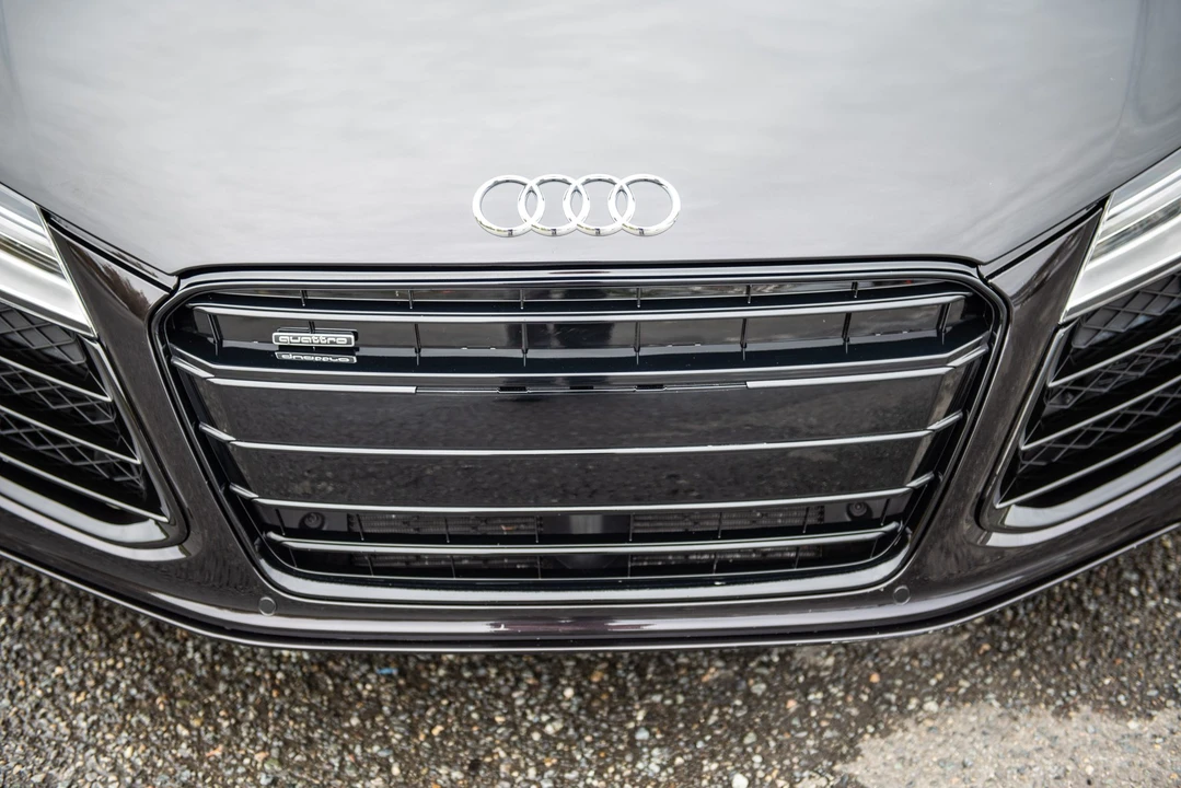 2015 Audi 42 R8 - Image 18 of 31