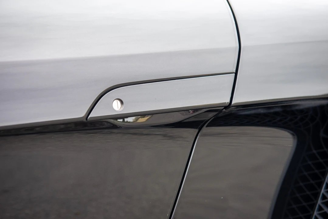 2015 Audi 42 R8 - Image 27 of 31