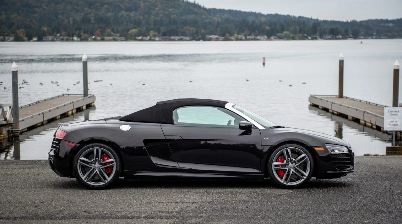 2015 Audi 42 R8 - Image 16 of 31