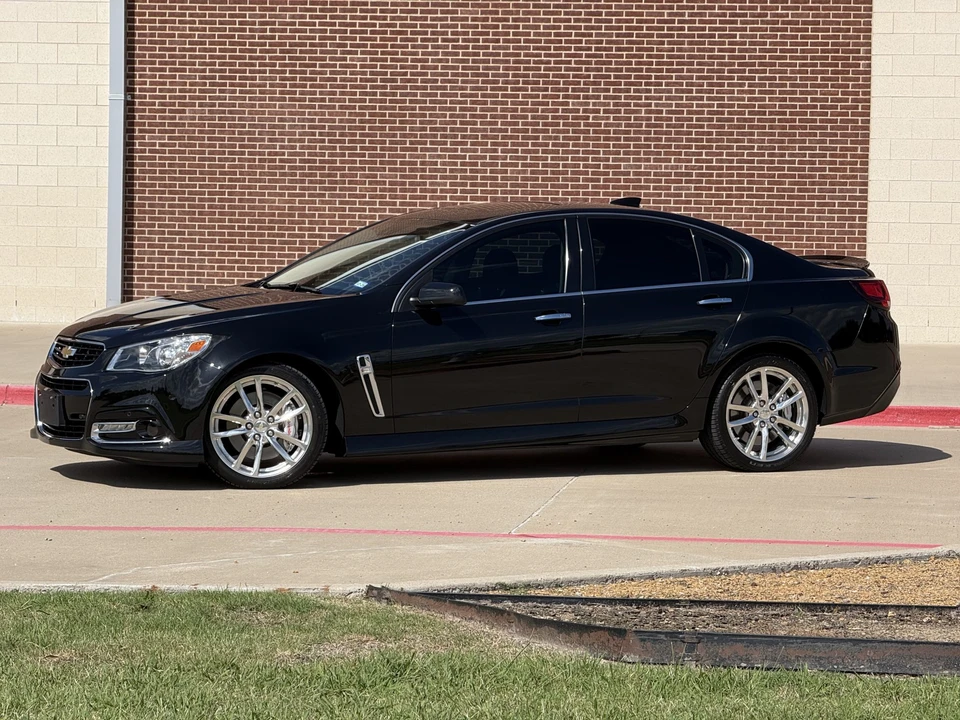 2015 Chevrolet SS - Image 3 of 31