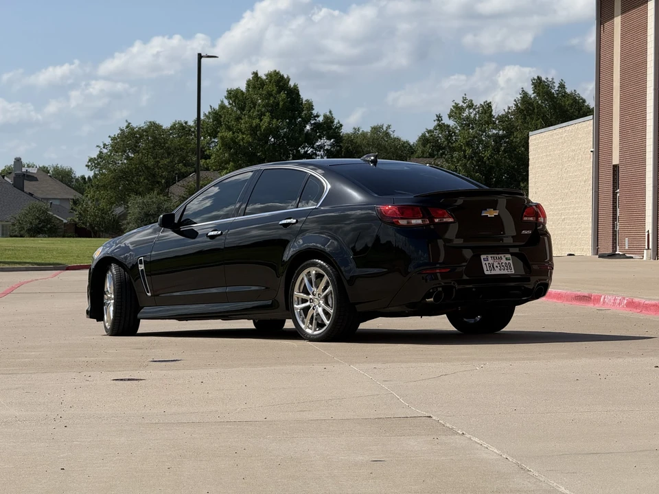 2015 Chevrolet SS - Image 18 of 31
