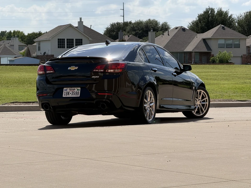2015 Chevrolet SS - Image 13 of 31