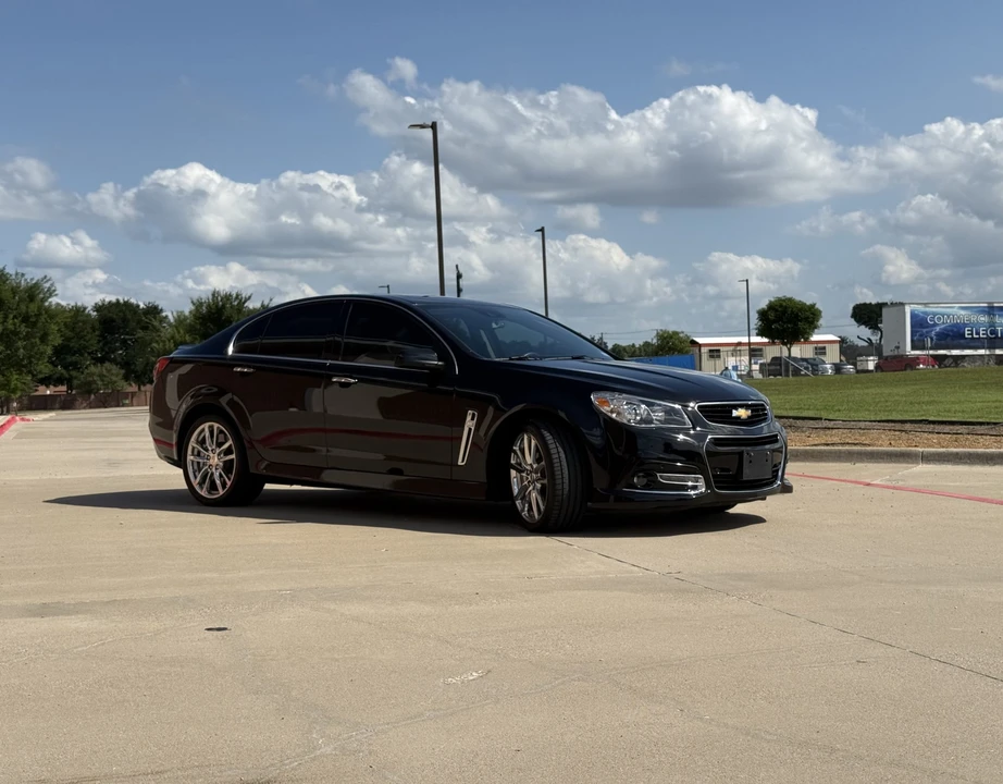 2015 Chevrolet SS - Image 10 of 31