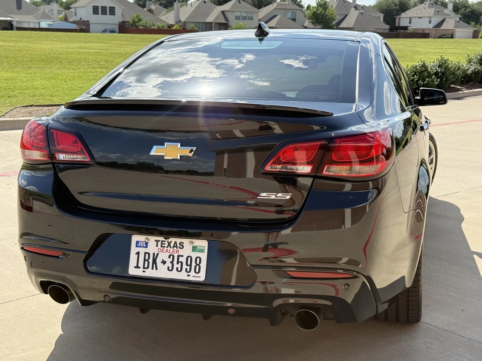 2015 Chevrolet SS - Image 14 of 31