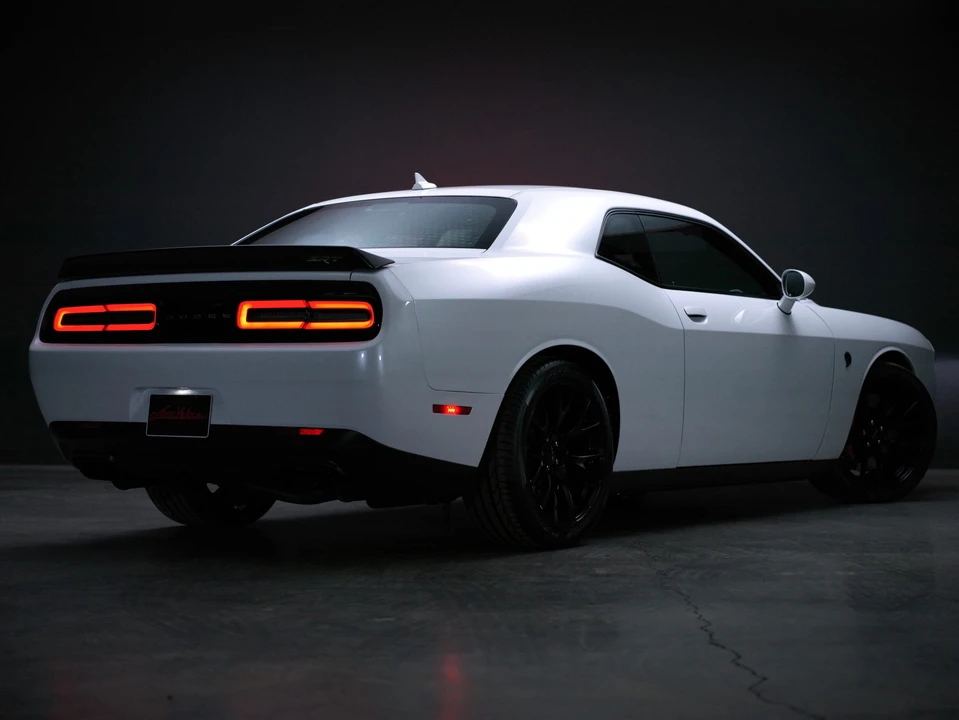 2015 Dodge Challenger SRT Hellcat 3rd Gen - Image 20 of 31