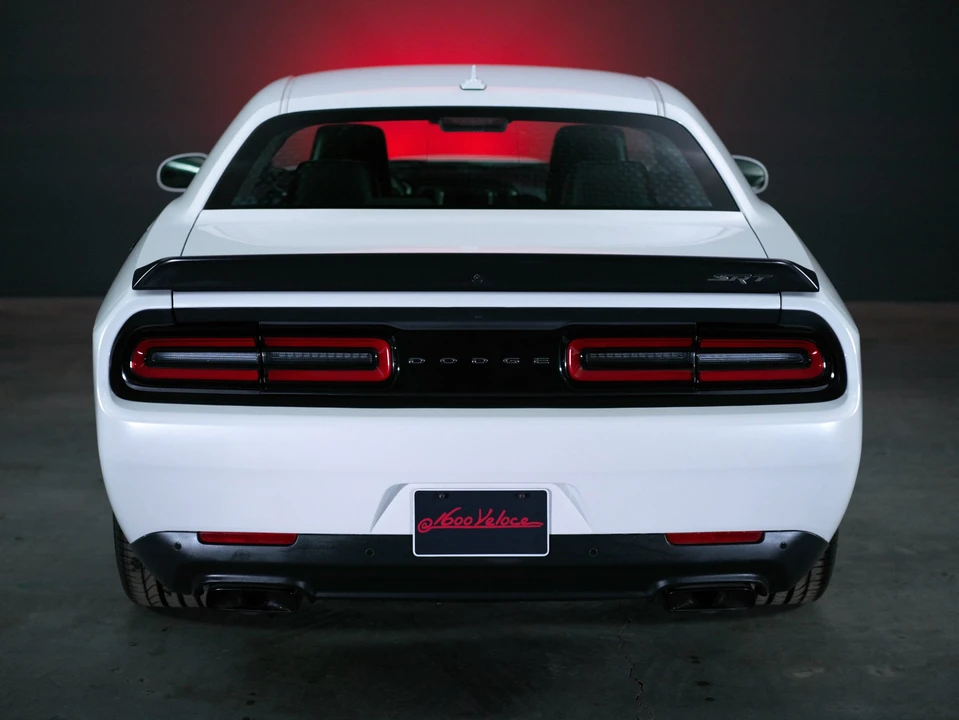 2015 Dodge Challenger SRT Hellcat 3rd Gen - Image 26 of 31