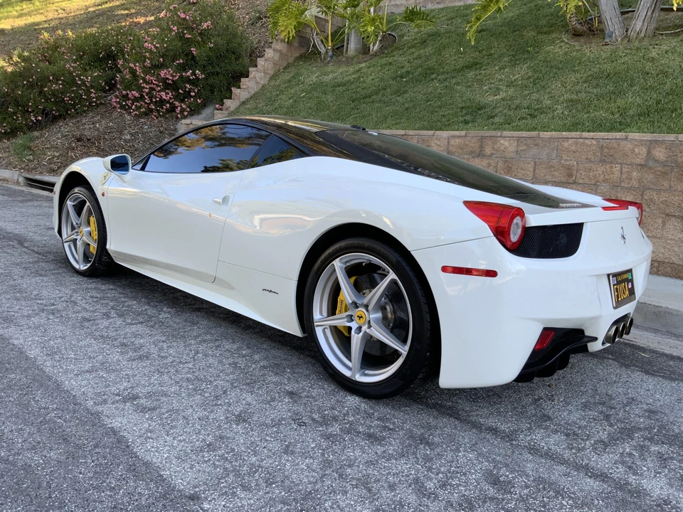 2015 Ferrari 458 Italia - Image 23 of 31