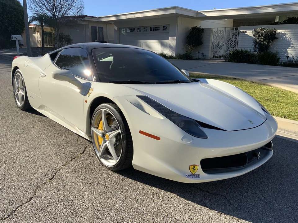 2015 Ferrari 458 Italia - Image 9 of 31