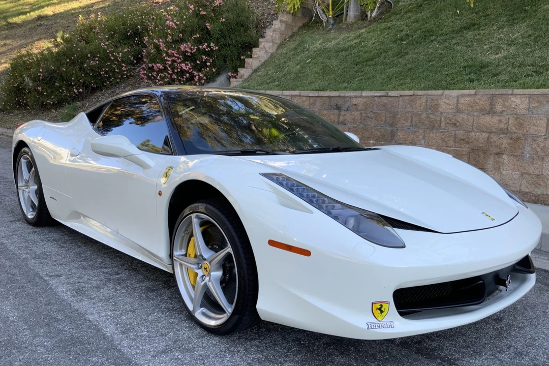 2015 Ferrari 458 Italia - Image 12 of 31
