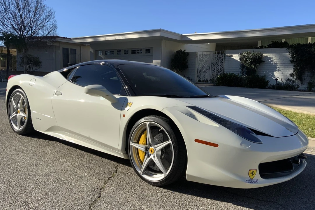 2015 Ferrari 458 Italia - Image 11 of 31