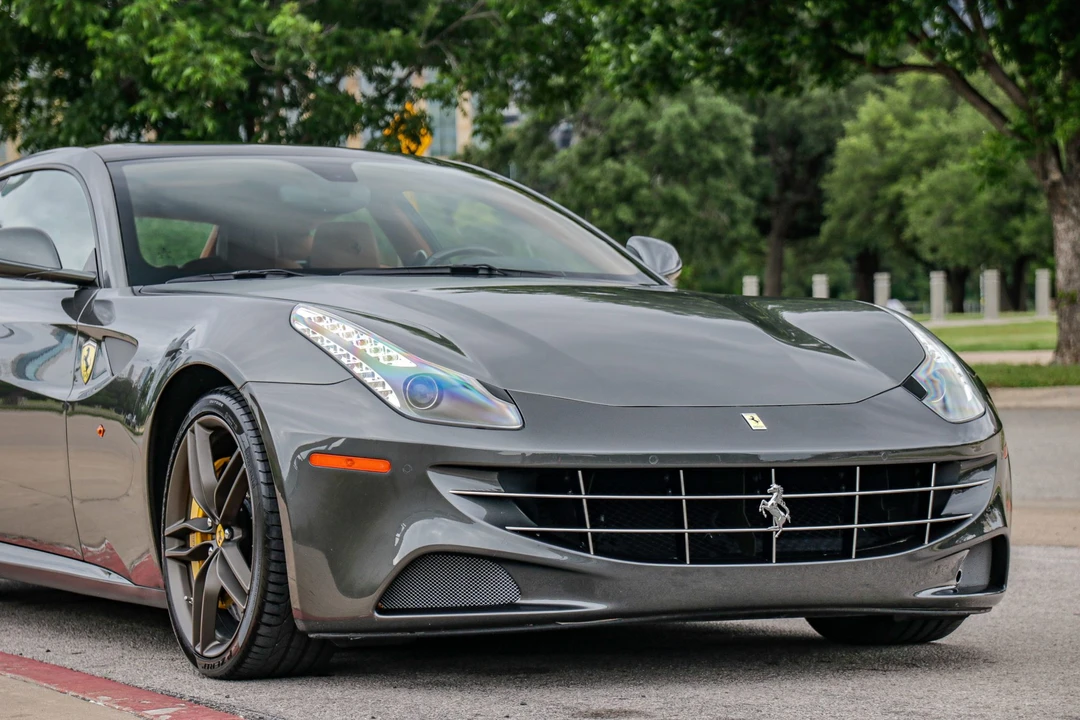 2015 Ferrari FF - Image 21 of 31