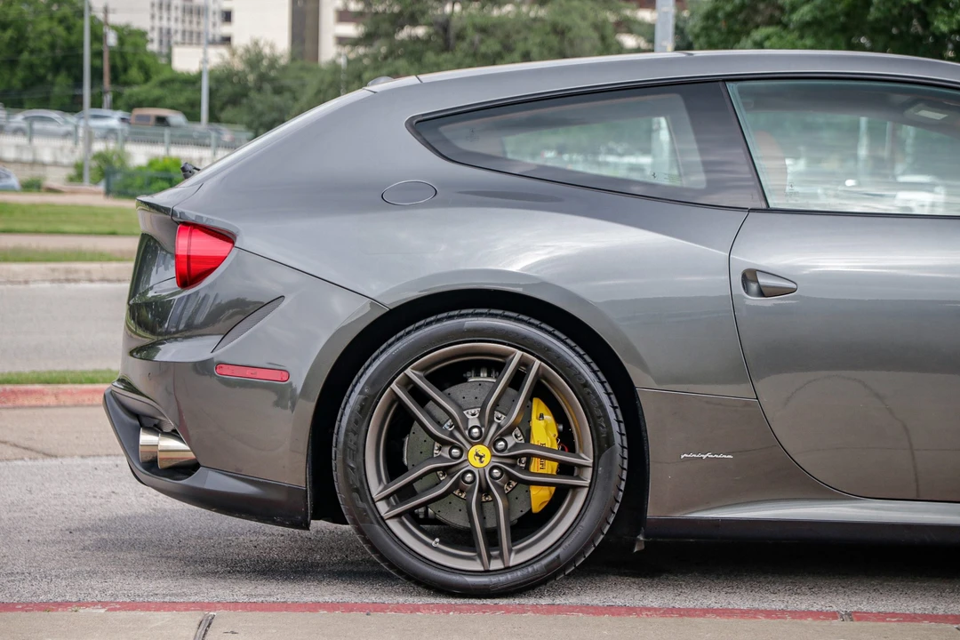 2015 Ferrari FF - Image 31 of 31
