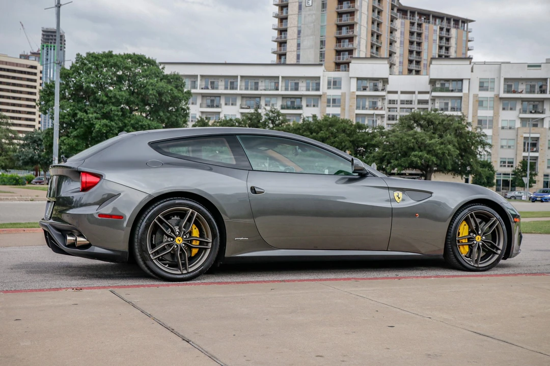 2015 Ferrari FF - Image 9 of 31
