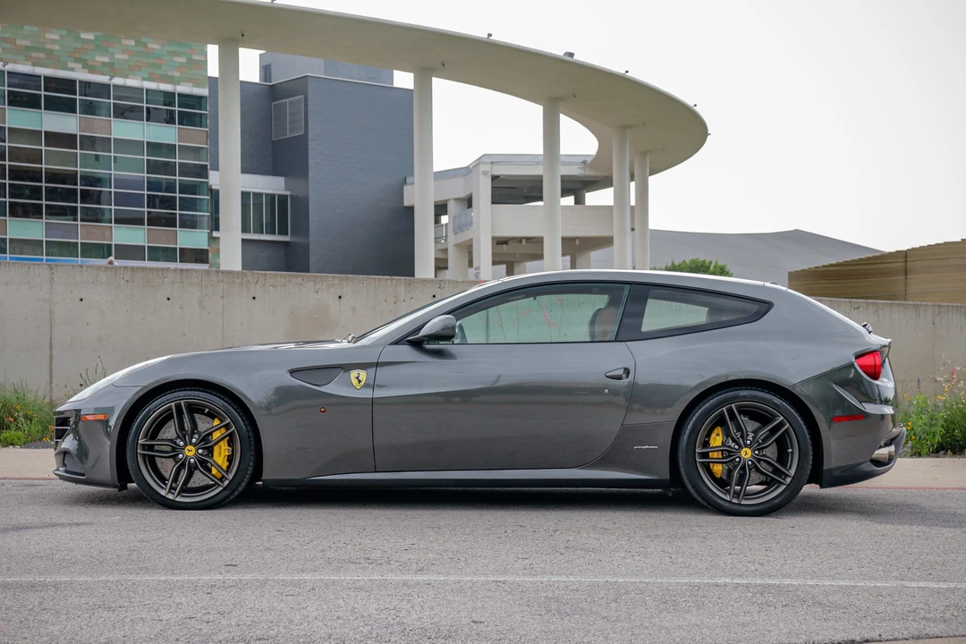 2015 Ferrari FF - Image 16 of 31
