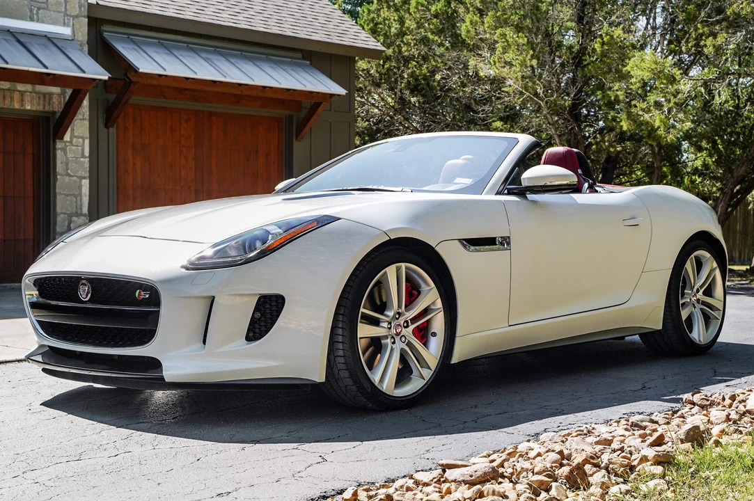 2015 Jaguar F-Type 1st Gen - Image 9 of 31