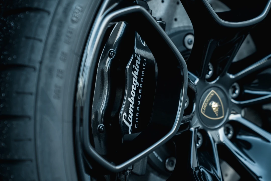 2015 Lamborghini Huracan LP610-4 - Image 30 of 31