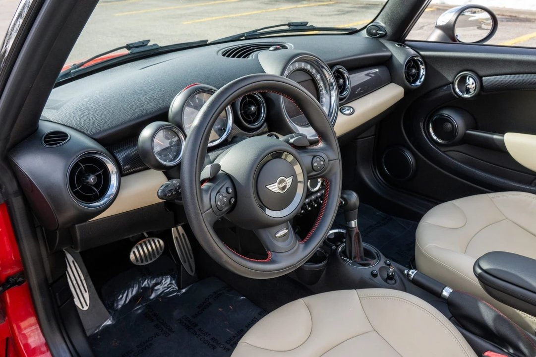 2015 Mini Mini 2nd Gen - Image 5 of 7