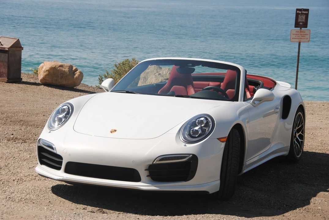 2015 Porsche 991 Turbo S - Image 30 of 31