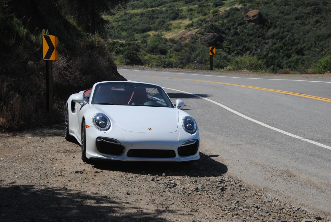 2015 Porsche 991 Turbo S - Image 31 of 31