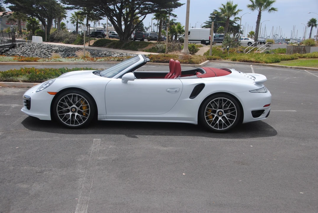 2015 Porsche 991 Turbo S - Image 28 of 31