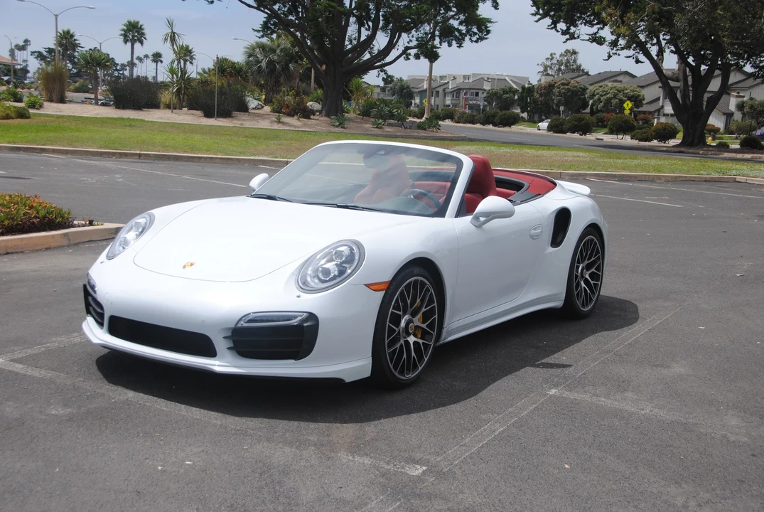 2015 Porsche 991 Turbo S - Image 4 of 31
