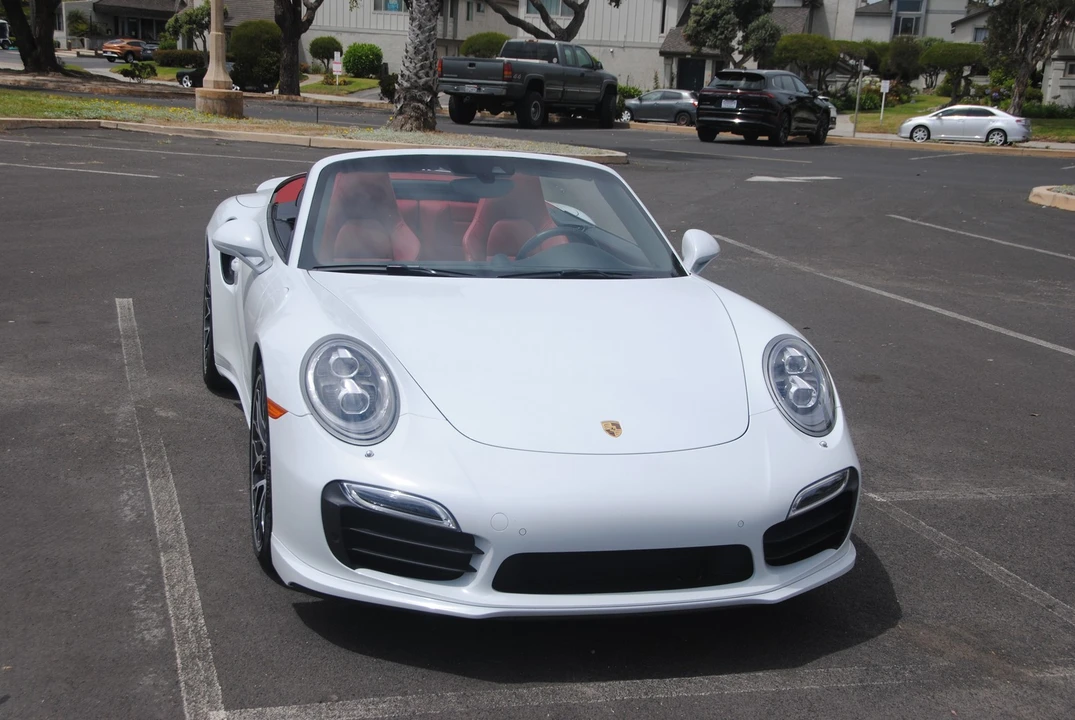 2015 Porsche 991 Turbo S - Image 8 of 31
