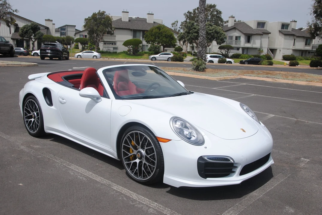 2015 Porsche 991 Turbo S - Image 10 of 31