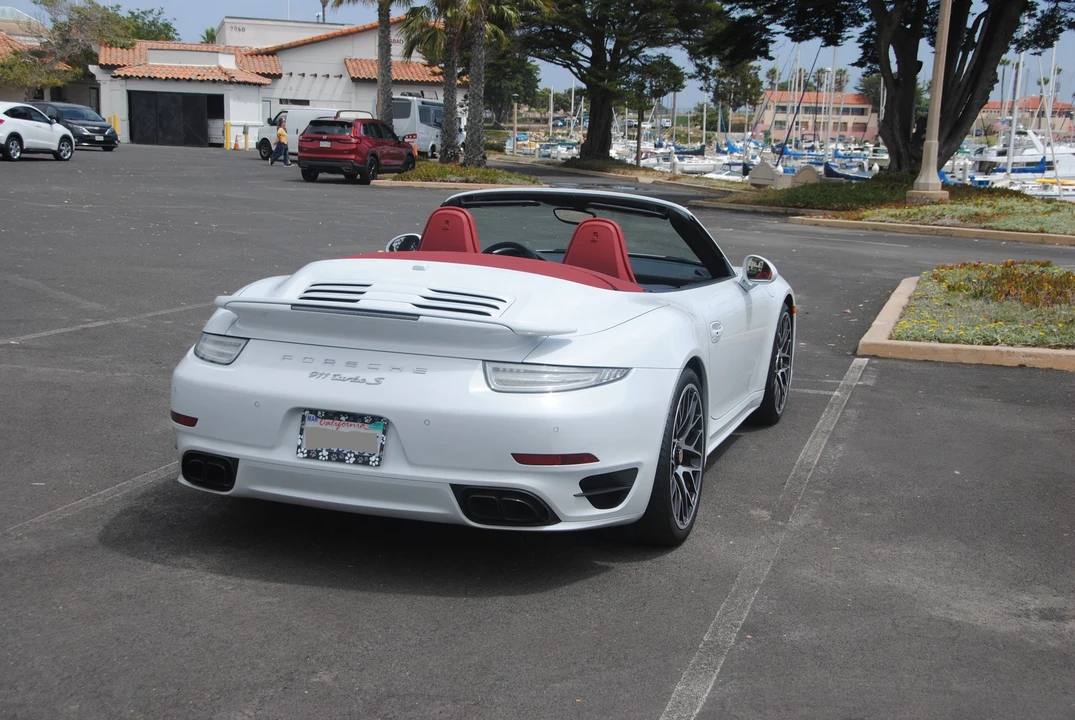 2015 Porsche 991 Turbo S - Image 19 of 31