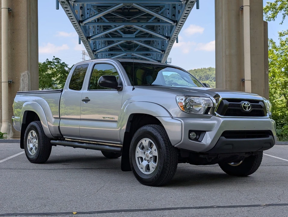 2015 Toyota Tacoma 2nd Gen - Image 6 of 31