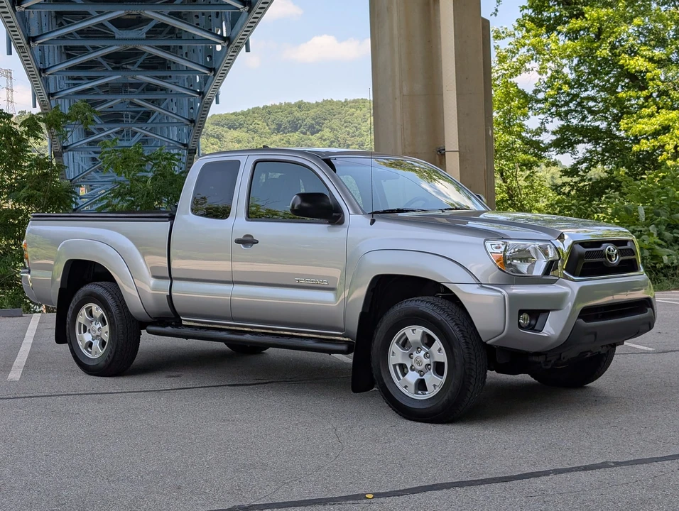 2015 Toyota Tacoma 2nd Gen - Image 10 of 31