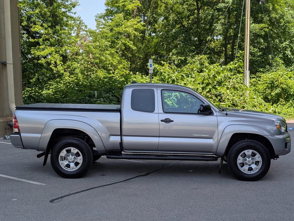 2015 Toyota Tacoma 2nd Gen - Image 20 of 31